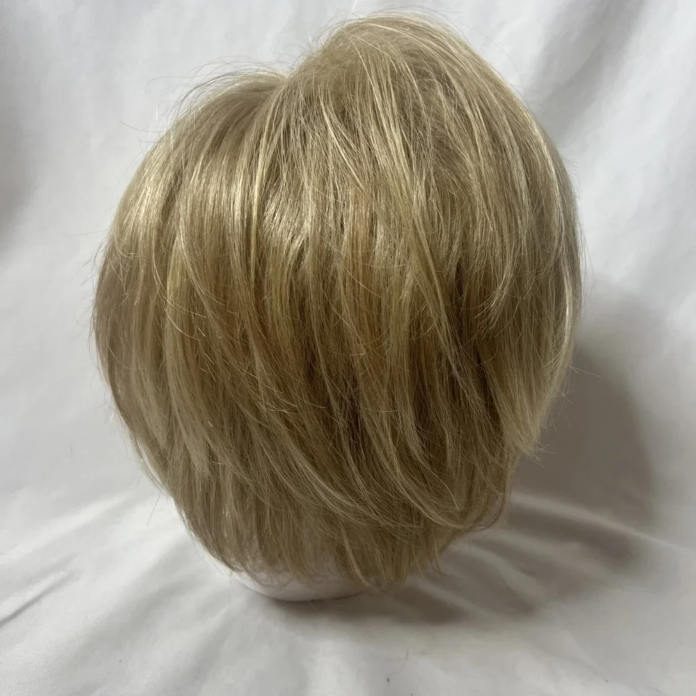 Estetica Designs Renae R16/88H Wig Honey Blonde Light Ash Blonde‎ Classique